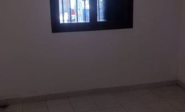 CASA APTA A CREDITO EN CALLE SANTA FE Y ABERASTAIN