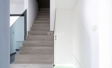 ALQUILER EN CANNING SAINT THOMAS ESTE OESTE