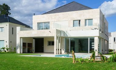 ALQUILER EN CANNING SAINT THOMAS ESTE OESTE