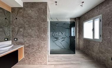 ALQUILER EN CANNING SAINT THOMAS ESTE OESTE