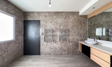 ALQUILER EN CANNING SAINT THOMAS ESTE OESTE