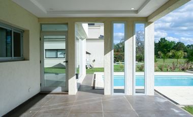 ALQUILER EN CANNING SAINT THOMAS ESTE OESTE