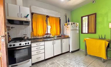 Casa 4 Habitaciones 2 Baños. Capital. Apto credito