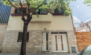 VENTA CASA 7 amb c/ cochera y terraza