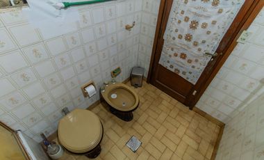 VENTA CASA 7 amb c/ cochera y terraza