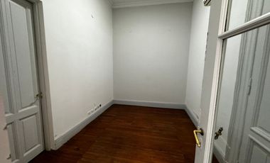Oficina en alquiler microcentro