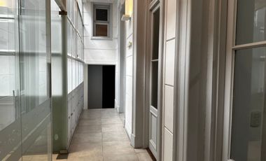 Oficina en alquiler microcentro