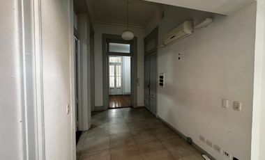 Oficina en alquiler microcentro