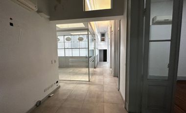 Oficina en alquiler microcentro