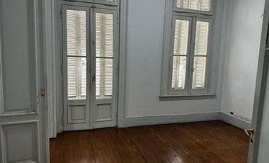 Oficina en alquiler microcentro