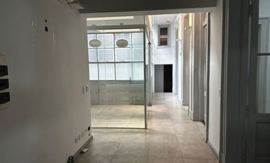 Oficina en alquiler microcentro