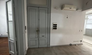 Oficina en alquiler microcentro