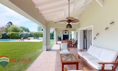 CASA EN VENTA LA LOMADA DE PILAR