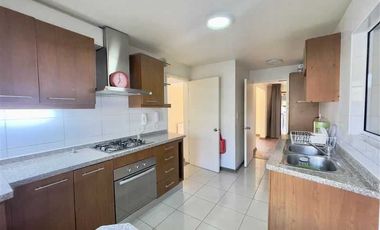 Casa en arriendo en PEÑALOLÉN