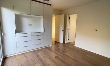 Casa en arriendo en LA REINA