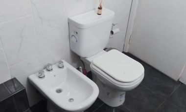 Casa en Venta 4 ambientes Ezpeleta con Jardin