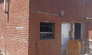 VENTA PH 3 AMBIENTES AL FRENTE A RECICLAR!