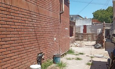 VENTA PH 3 AMBIENTES AL FRENTE A RECICLAR!