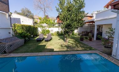 Casa en Venta en Bustos 2578