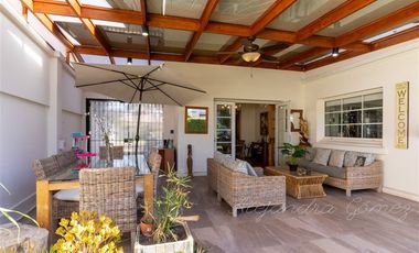 Casa en Venta en Bustos 2578