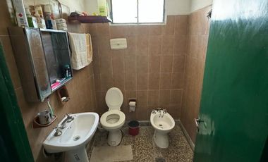 CASA CON GALPON MAS EXTENSO TERRENO EN RECREO