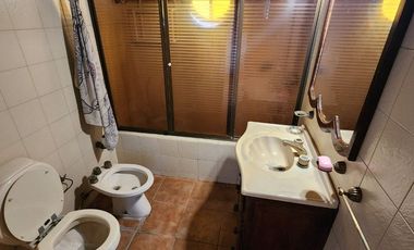 VENTA CASA 4 AMBIENTES MERLO