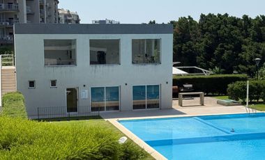 Alquiler Anual  2 amb. Nordelta con cochera