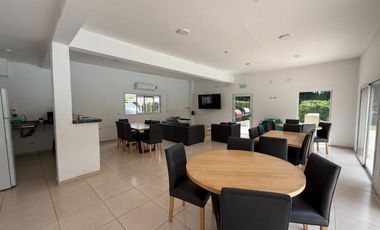 Alquiler Anual  2 amb. Nordelta con cochera