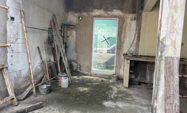 VENTA CASA DE VICENZO CHICO A TERMINAR PILAR