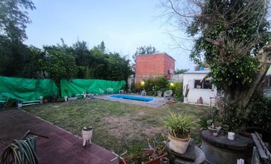 VENTA CASA 5 AMB PILETA Y QUINCHO EN VILLA DE MAYO
