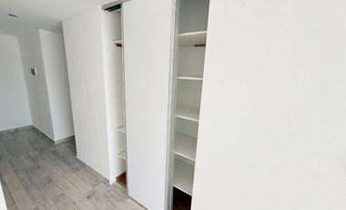 Alquiler mono ambiente Caseros Norte luminoso