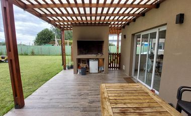 VENTA CASA SAN SEBASTIAN 4 AMB. OPORTUNIDAD!