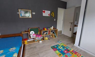 VENTA CASA SAN SEBASTIAN 4 AMB. OPORTUNIDAD!