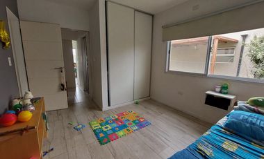 VENTA CASA SAN SEBASTIAN 4 AMB. OPORTUNIDAD!