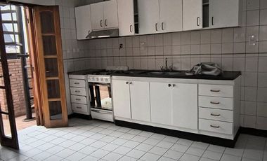 Depto 2 dorm en alquiler con patio – Centro Mza