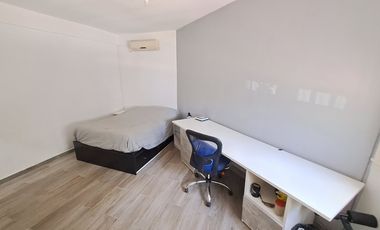 CASA RECICLADA - JARDIN, PILETA - APTO CREDITO