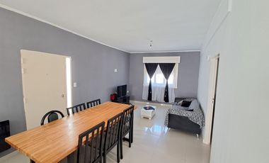 CASA RECICLADA - JARDIN, PILETA - APTO CREDITO