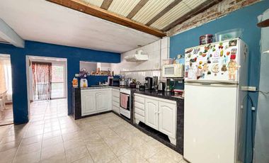 Casa en Venta en Villa Elisa 2 Dormitorios Patio