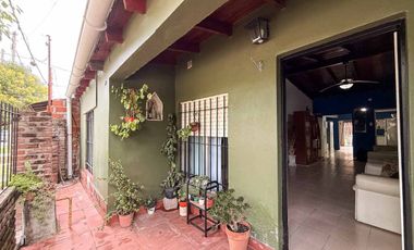 Casa en Venta en Villa Elisa 2 Dormitorios Patio