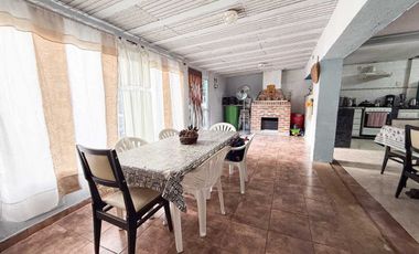 Casa en Venta en Villa Elisa 2 Dormitorios Patio