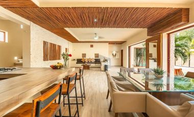 Casa con alberca y 5 habitaciones estilo hotel boutique en venta en Tulum, Amueblada