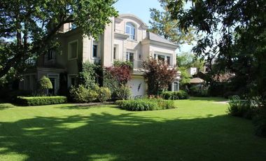 VENTA - Alquiler CASA Martinez al Rio - 4 dormitorios