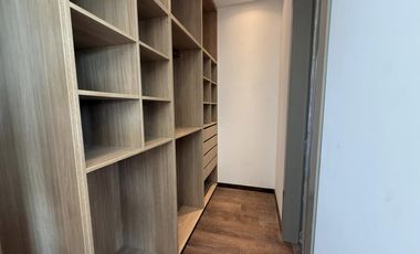 Casa en alquiler al rio, en barrio náutico El Yacht, Nordelta, Tigre