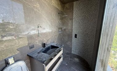 Casa en alquiler al rio, en barrio náutico El Yacht, Nordelta, Tigre