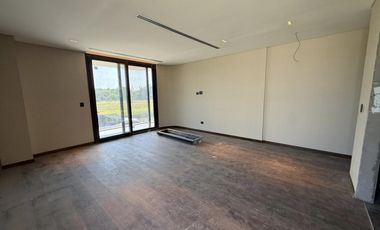 Casa en alquiler al rio, en barrio náutico El Yacht, Nordelta, Tigre