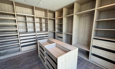 Casa en alquiler al rio, en barrio náutico El Yacht, Nordelta, Tigre