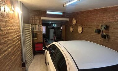 Duplex 3 dormitorios con seguridad