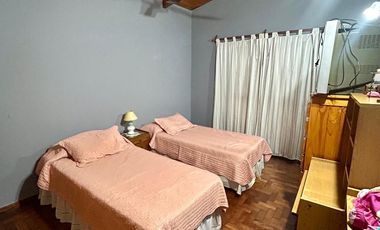 Duplex 3 dormitorios con seguridad