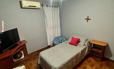 Duplex 3 dormitorios con seguridad