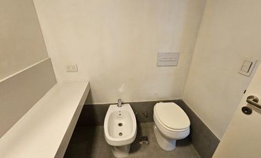 Hermoso monoambiente con mobiliario en Domus Parque